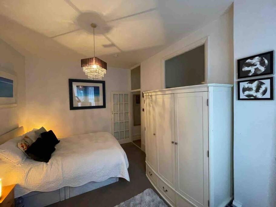 One/Two Bedroom Apartment Close To Sea & Centre Hastings Eksteriør billede